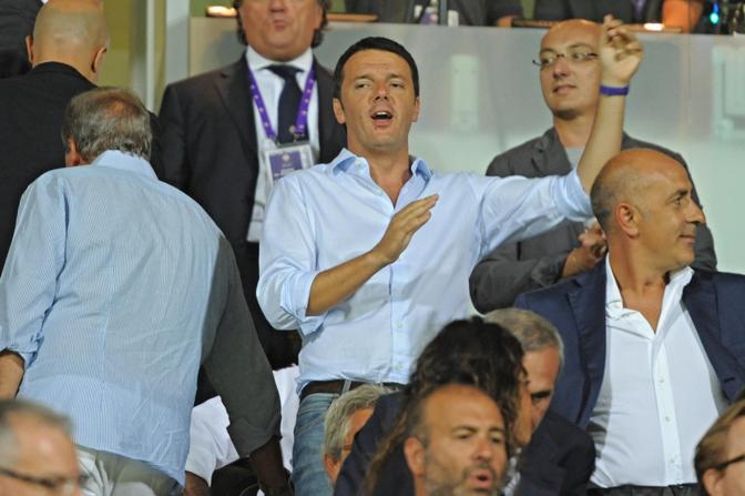 Matteo Renzi in tribuna al Franchi. Ansa